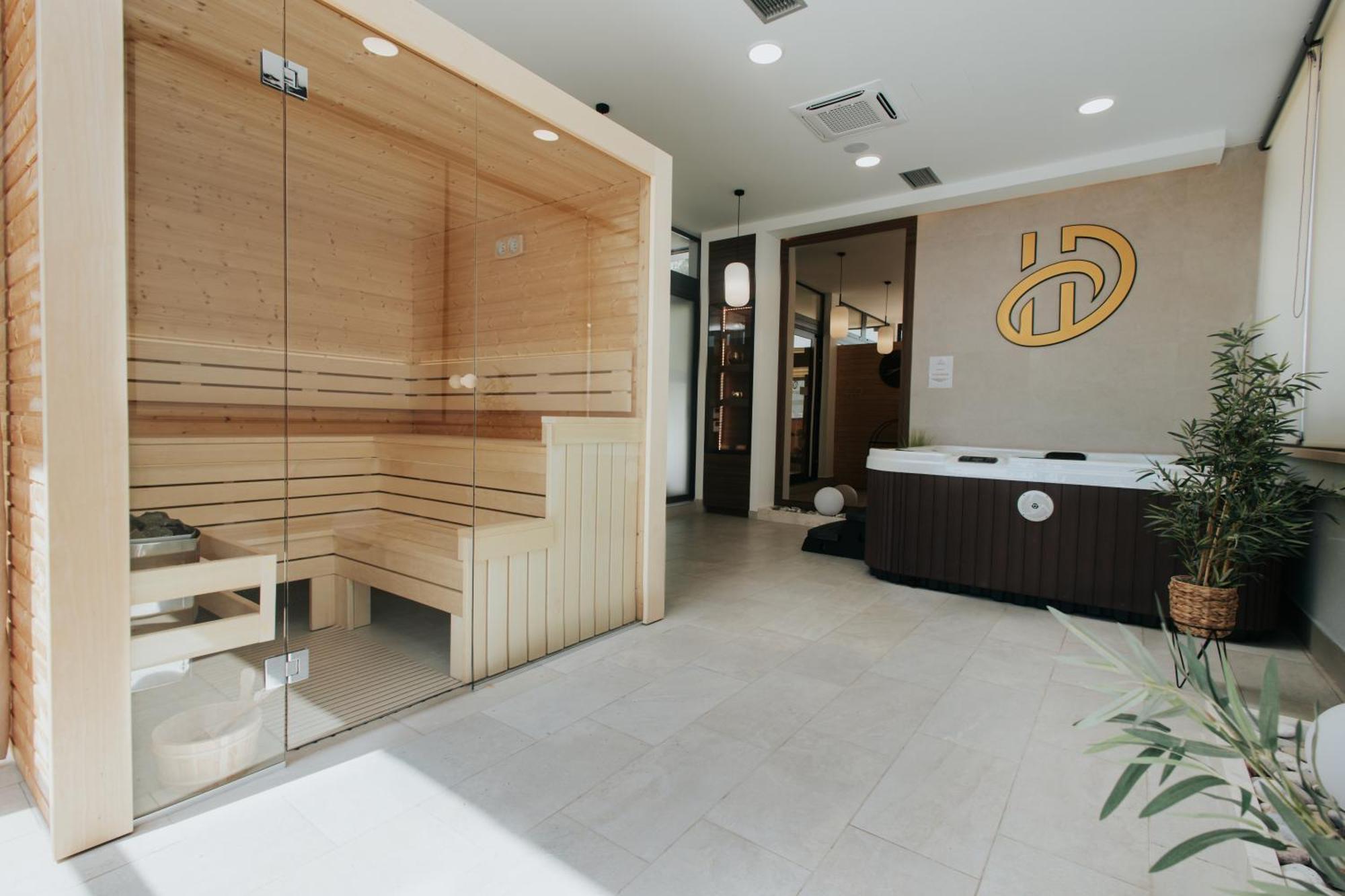 Hotel Diplomat By Aycon Budva Eksteriør billede